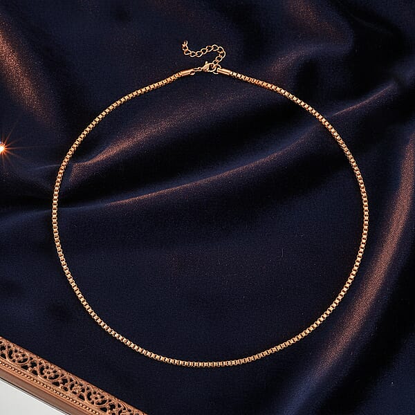 Shop Lc Classic Box Chain Necklace In ION Plated RG Stainless Steel (24-26 Inches)