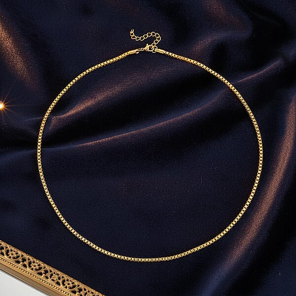 Shop Lc Classic Box Chain Necklace In ION Plated YG Stainless Steel (24-26 Inches)