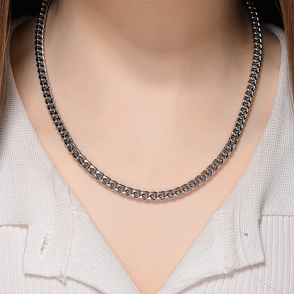 Shop Lc Criss Cross Chain Necklace In Stainless Steel (18-20 Inches)