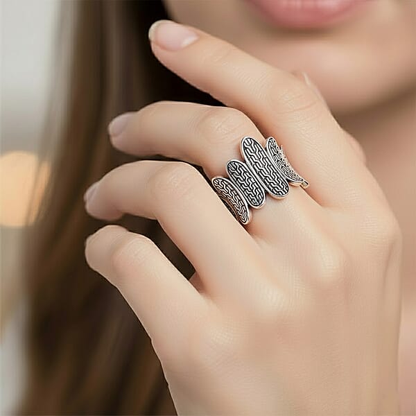 Shop Lc D'Joy Bali Legacy Tulang Naga Ring In Sterling Silver 9.60 Grams