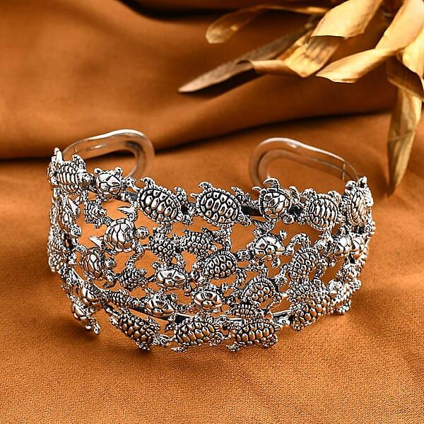Shop Lc D'Joy Bali Legacy Turtle Cuff Bracelet In Sterling Silver (7.25 In) 35.25 Grams