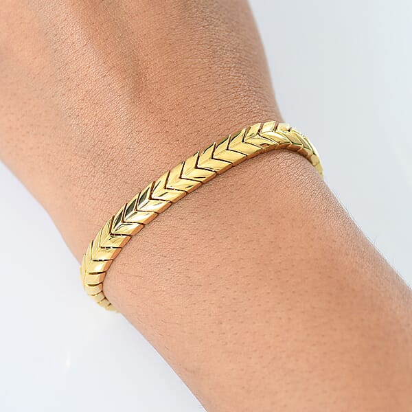 Shop Lc D'Joy Chevron Link Bracelet In 18K Vermeil Yellow Gold Over Sterling Silver (7.25 In) 19 Grams
