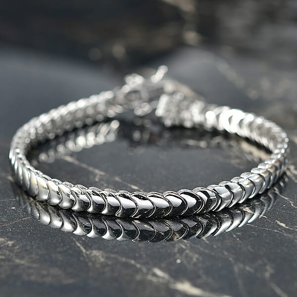 Shop Lc D'Joy Herringbone Linking Bracelet In Rhodium Over Sterling Silver (7.25 In) 14.70 Grams