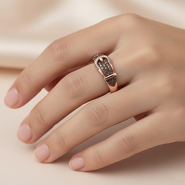 Shop Lc D'Joy Natural Champagne And White Diamond 0.25 Ctw Buckle Ring In 18K Vermeil Rose Gold Over Sterling Silver