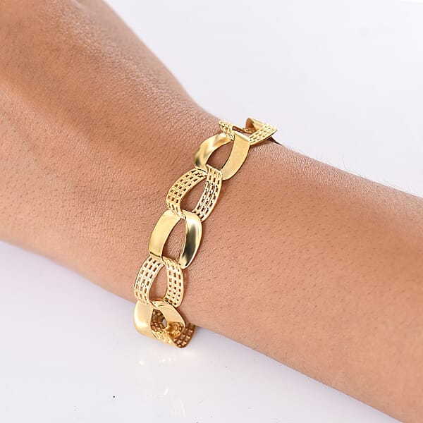 Shop Lc D'Joy Passport To Turkey Interlocking Bracelet In 18K Vermeil Yellow Gold Over Sterling Silver (7.25 In) 11.10 Grams