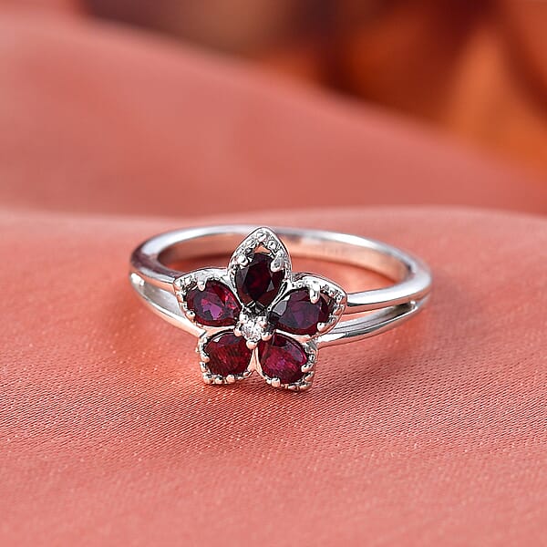 Shop Lc D'Joy Premium Anthill Garnet And Moissanite 1.15 Ctw Flower Ring In Rhodium Over Sterling Silver