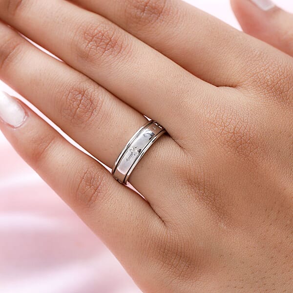 Shop Lc D'Joy Spinner Band Ring In Sterling Silver (4.85 Grams)