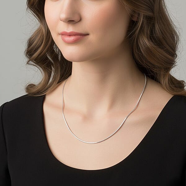 Shop Lc Diamond-cut Snake Necklace In Rhodium Over Sterling Silver 3.75 Grams 18 Inches