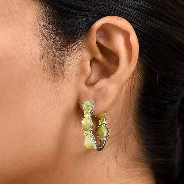 Shop Lc EverTrue Connemara Marble And Peridot 15.10 Ctw Whispers Of Ireland Clover Leaf Earrings In Platinum Bond