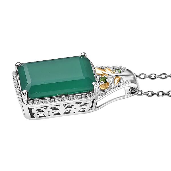 Shop Lc EverTrue Verde Onyx Chrome Diopside Pendant In 18K YG Plated And Platinum Bond With Stainless Steel Necklace 13.10 Ctw (20 Inches)