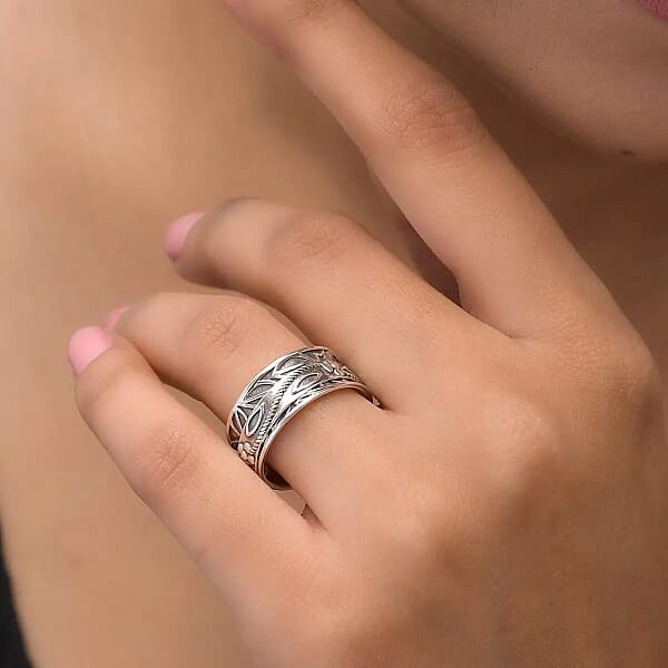 Shop Lc Floral Engraved Concave Spinner Ring In Sterling Silver Anxiety Ring For Women Fidget Rings For Anxiety For Women Stress Relieving Anxiety Ring Promise Rings (5 G)