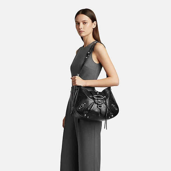 Shop Lc Grand Pelle Black Genuine Leather Crossbody Bag With Shoulder Strap