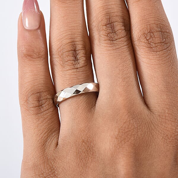 Shop Lc Honeycomb Band Ring In 950 Palladium 1.70 Grams
