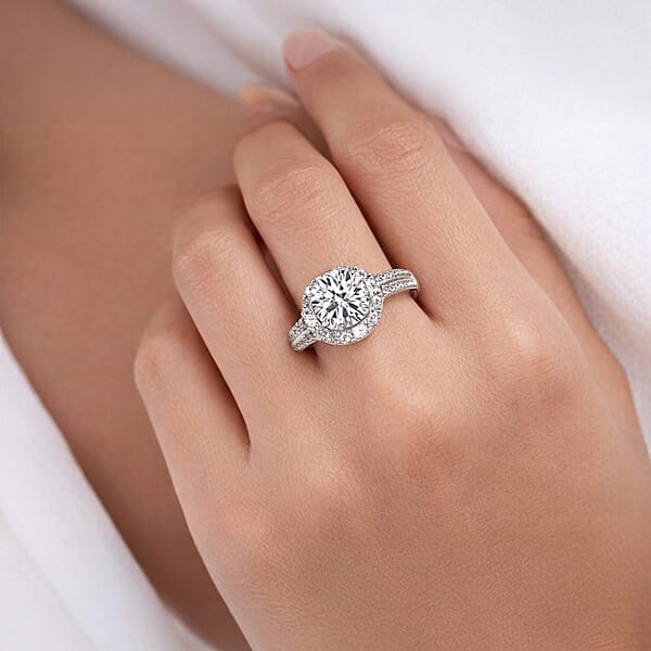 Shop Lc IGI Certified Luxuriant Lab Grown Diamond E-F VS 2.00 Ctw Art Deco Ring In 950 Platinum 5.43 Grams