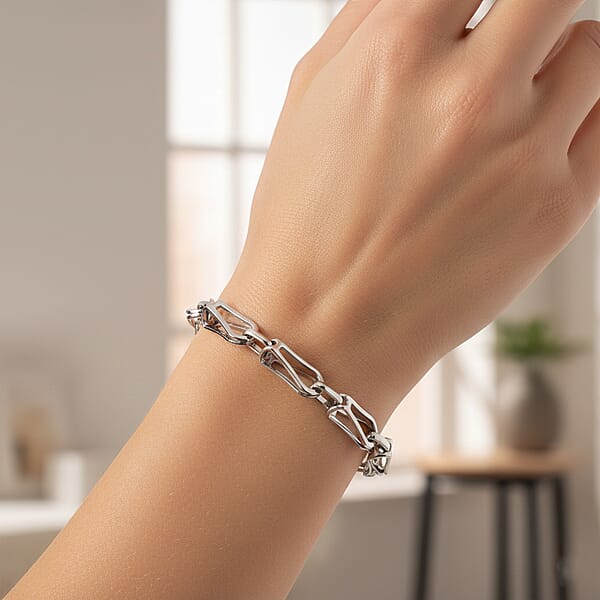 Shop Lc Interlocking Chain Bracelet In Stainless Steel (7.50-9.0In)