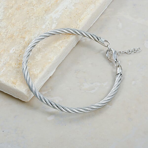 Shop Lc Italian Twisted Omega Chain Bracelet In Rhodium Over Sterling Silver (7.25 In) 9 Grams