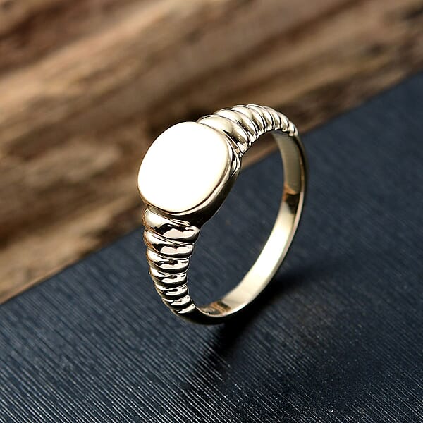 Shop Lc Luxoro Signet Ring In 10K Yellow Gold 5 Grams