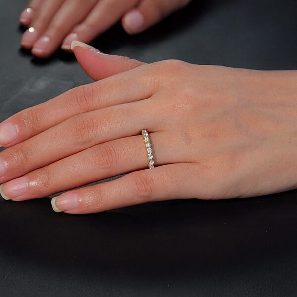 Shop Lc Luxuriant Lab Grown Diamond E-F VS 0.30 Ctw Band Ring In 18K Vermeil Yellow Gold Over Sterling Silver