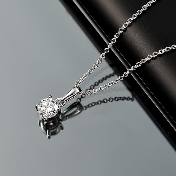 Shop Lc Luxuriant Lab Grown Diamond E-F VS 0.50 Ctw Solitaire Pendant Necklace In 10K White Gold 20 Inches