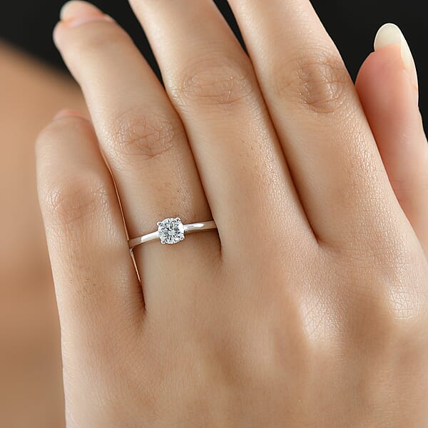 Shop Lc Luxuriant Lab Grown Diamond E-F VS 0.50 Ctw Solitaire Ring In Platinum Over Sterling Silver