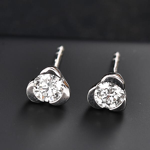 Shop Lc Luxuriant Lab Grown Diamond E-F VS 0.50 Ctw Solitaire Stud Earrings In 10K White Gold (Del. In 10-12 Days)
