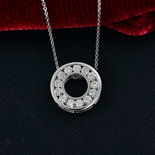 Shop Lc Luxuriant Lab Grown Diamond E-F VS 1.00 Ctw Pendant Necklace 20 Inches In Rhodium Over Sterling Silver (Del. In 10-12 Days)