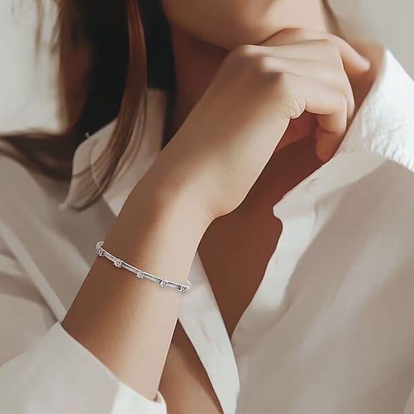 Shop Lc Luxuriant Lab Grown Diamond EF-VS 1.25 Ctw Coiled Spring Cuff Bracelet In 10K White Gold (7.25 In)