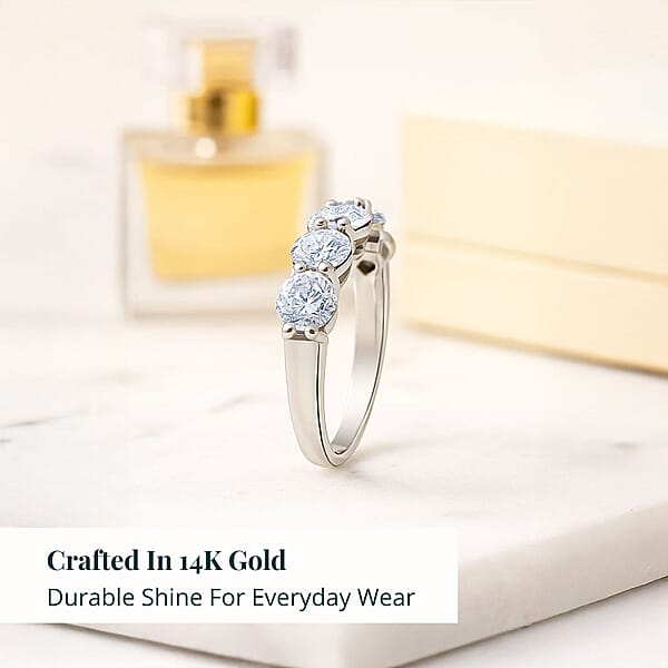 Shop Lc Luxuriant Lab Grown Diamond G VS 2.50 Ctw Ring In 14K White Gold