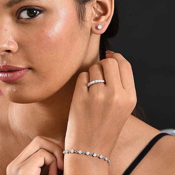 Shop Lc Luxuriant Lab Grown Diamond SI-I1 2.80 Ctw Bubbles Ring And Stud Earrings And Bracelet (7.25In) In Rhodium Over Sterling Silver