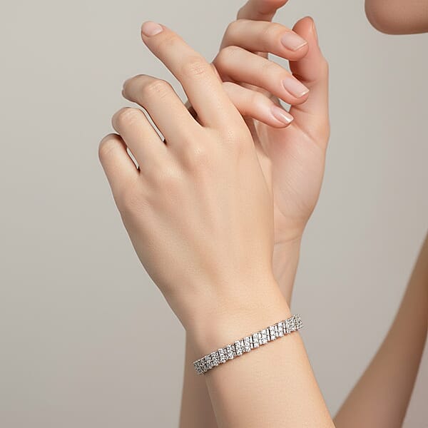 Shop Lc Luxuriant Lab Grown Diamond Tennis Bracelet In Rhodium Over Sterling Silver 5.00 Ctw (7.25 Inches) (G-H SI)