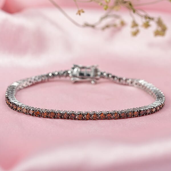 Shop Lc Luxuriant Lab Grown Red Diamond (IR) SI 3.00 Ctw Scarlet Glow Bracelet In Rhodium Over Sterling Silver (6.50 In)