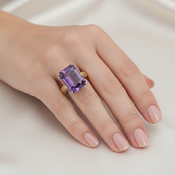Shop Lc Mirage Collection Premium Lusaka Amethyst 7.25 Ctw Solitaire Ring In 10K Yellow Gold