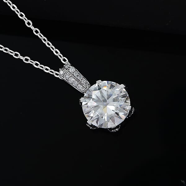 Shop Lc Moissanite 4.00 Ctw Crown Pendant Necklace In 10K White Gold 20 Inches