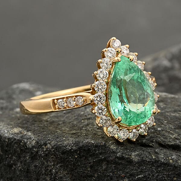 Shop Lc One Of A Kind Certified & Appraised Iliana AAA Boyaca Colombian Emerald And Diamond G-H SI 2.30 Ctw Sunburst Ring In 18K Yellow Gold 4 Grams