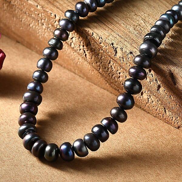 Shop Lc Peacock Pearl (D) Necklace In Stainless Steel 18 Inches