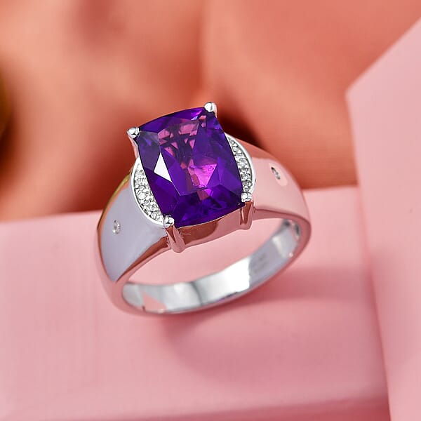 Shop Lc Premium Lusaka Amethyst And Luxuriant Lab Grown Diamond G-H SI 7.00 Ctw Men's Ring In Rhodium Over Sterling Silver