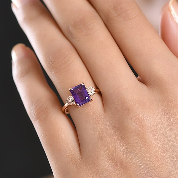 Shop Lc Premium Lusaka Amethyst And Luxuriant Lab Grown Pink Diamond E-F VS 2.40 Ctw Elegant Heart Ring In 18K Vermeil Rose Gold Over Sterling Silver