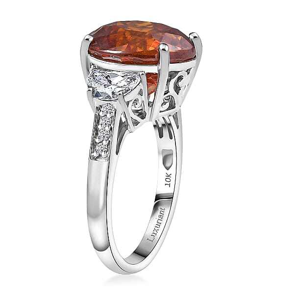 Shop Lc Premium Picos Altos Sphalerite And E-F VS Luxuriant Lab Grown Diamond 12.35 Ctw Flare Arc Ring In 10K White Gold