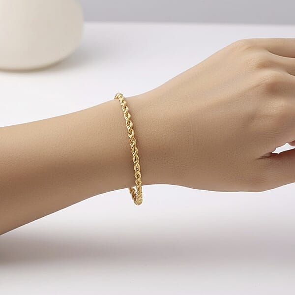 Shop Lc Rope Chain Bracelet In 10K Yellow Gold (7.25 In) 1.32 Grams