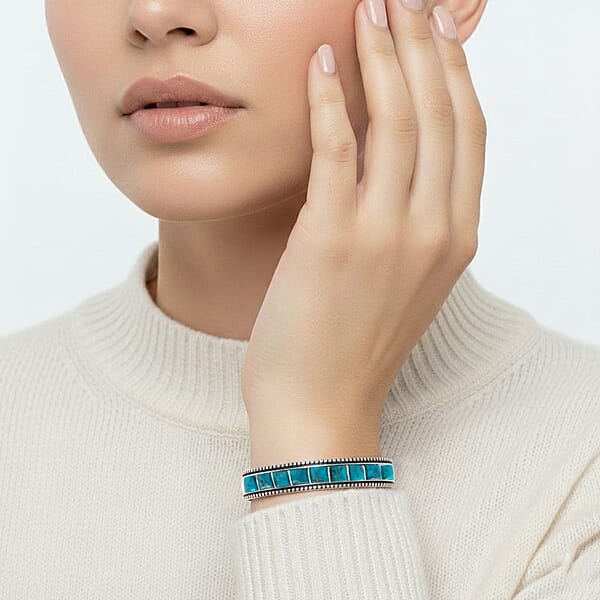 Shop Lc Santa Fe Style Kingman Turquoise 2.70 Ctw Bracelet In Sterling Silver (Adjustable)