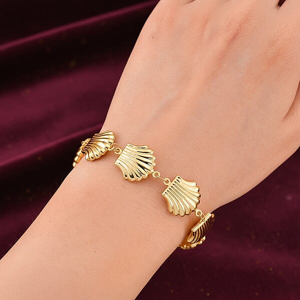 Shop Lc Shell Beaded Chain Bracelet In Goldtone (6.9In)