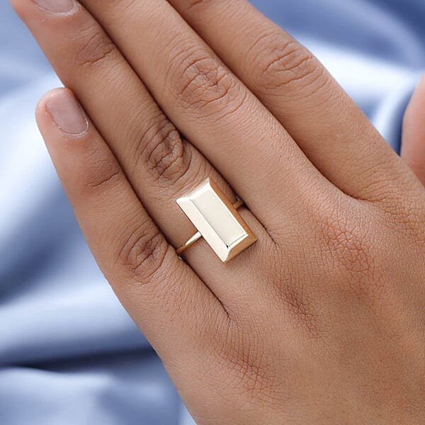 Shop Lc 10K Yellow Gold Bar Ring 1.90 Grams