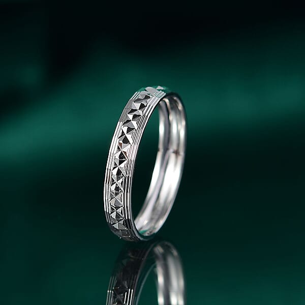 Shop Lc 950 Platinum Diamond-cut Band Ring (3.30 G)