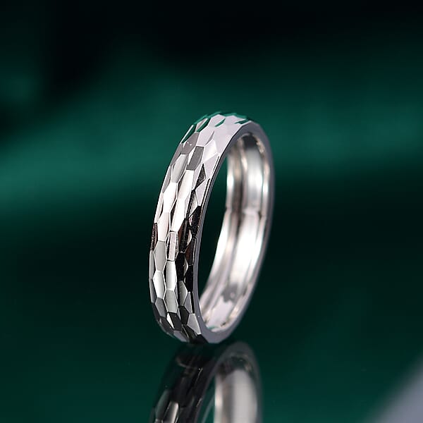 Shop Lc 950 Platinum Diamond-Cut Band Ring (4 Grams)