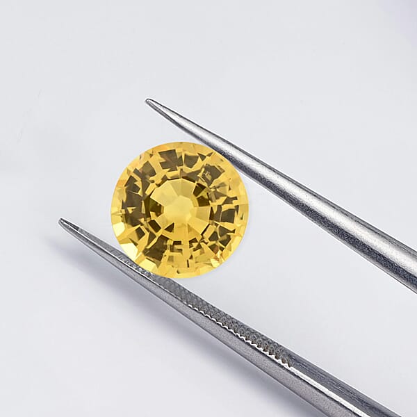Shop Lc AAAA Yellow Sapphire (Rnd 5.5 Mm) 0.75 Ctw