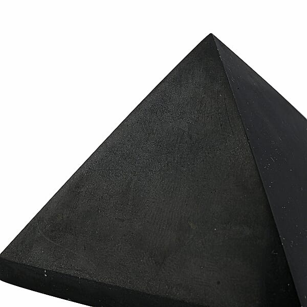 Shop Lc Basalt Pyramid -Large 1040ctw