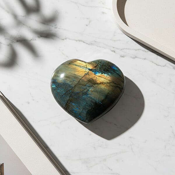 Shop Lc Labradorite Heart Shape -X Large 6350ctw