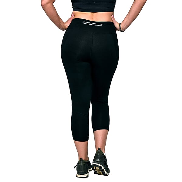 Shop Lc MARIKA Black Capri Leggings - S
