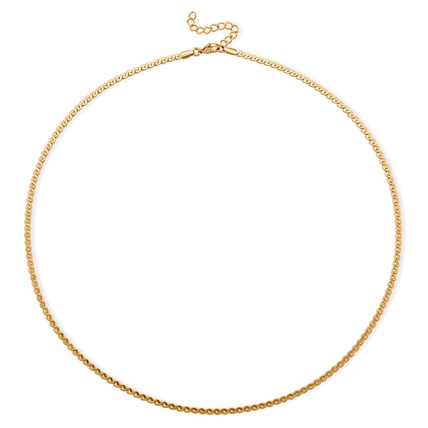 Shop Lc Smooth Curved Twist Chain Necklace In ION Plated YG Stainless Steel (24-26 Inches)