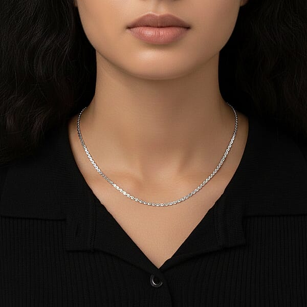 Shop Lc Smooth Curved Twist Chain Necklace In Stainless Steel (24-26 Inches)